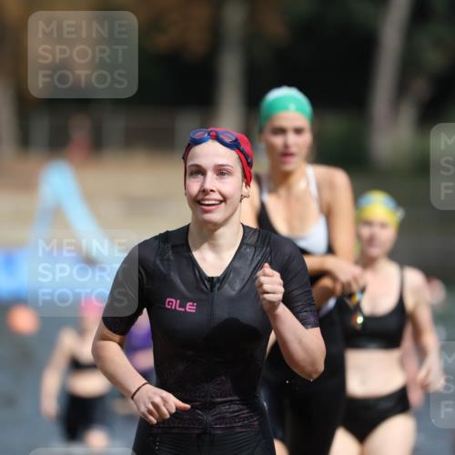 14.09.2025 - Stadtparktriathlon Michael Strokosch http://msf.ph/oto/8873397 14.09.2025 12:13:32 Schwimmen 1222, 1251, 1257, 1263, 1277, 1286, 1312, 1319 meine-sportfotos.de