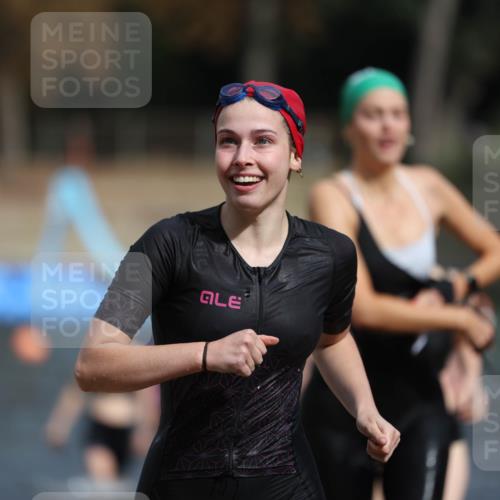 14.09.2025 - Stadtparktriathlon Michael Strokosch http://msf.ph/oto/8873400 14.09.2025 12:13:33 Schwimmen 1222, 1251, 1257, 1263, 1277, 1286, 1312, 1319 meine-sportfotos.de