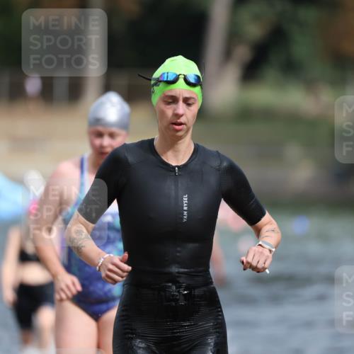 14.09.2025 - Stadtparktriathlon Michael Strokosch http://msf.ph/oto/8873411 14.09.2025 12:13:36 Schwimmen 1222, 1263, 1277, 1286, 1291, 1312, 1319 meine-sportfotos.de