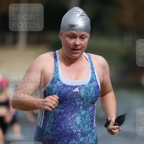 14.09.2025 - Stadtparktriathlon Michael Strokosch http://msf.ph/oto/8873420 14.09.2025 12:13:38 Schwimmen 1222, 1263, 1277, 1291, 1312, 1319 meine-sportfotos.de