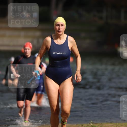 14.09.2025 - Stadtparktriathlon Michael Strokosch http://msf.ph/oto/8873472 14.09.2025 12:13:56 Schwimmen 1236, 1237, 1288 meine-sportfotos.de