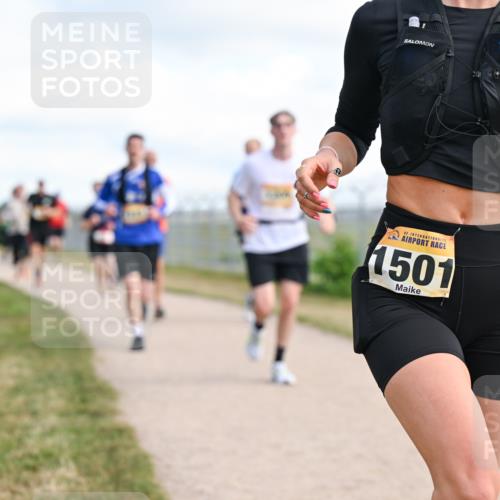 14.09.2025 - Airport Race Dr. Thomas Lammeyer http://msf.ph/oto/8873530 14.09.2025 12:18:16 Laufen 42, 1501 meine-sportfotos.de