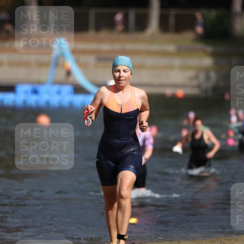 14.09.2025 - Stadtparktriathlon Michael Strokosch http://msf.ph/oto/8873537 14.09.2025 12:14:19 Schwimmen 1248, 1279 meine-sportfotos.de
