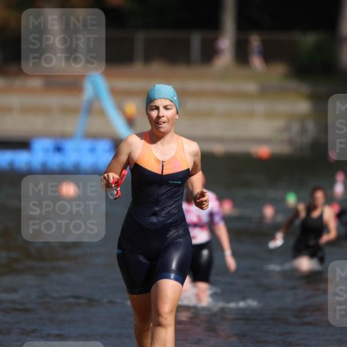 14.09.2025 - Stadtparktriathlon Michael Strokosch http://msf.ph/oto/8873541 14.09.2025 12:14:20 Schwimmen 1248, 1279 meine-sportfotos.de