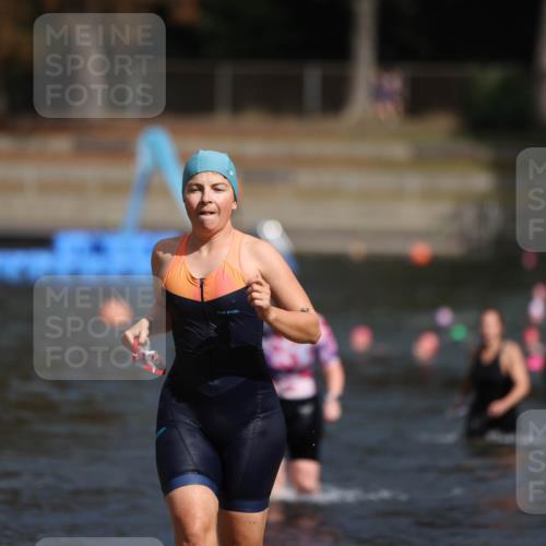 14.09.2025 - Stadtparktriathlon Michael Strokosch http://msf.ph/oto/8873542 14.09.2025 12:14:21 Schwimmen 1248, 1279, 1316 meine-sportfotos.de