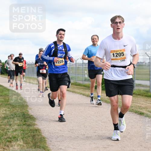 14.09.2025 - Airport Race Dr. Thomas Lammeyer http://msf.ph/oto/8873546 14.09.2025 12:18:17 Laufen 61, 225, 1205, 1205 meine-sportfotos.de