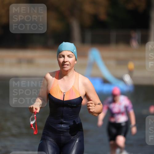 14.09.2025 - Stadtparktriathlon Michael Strokosch http://msf.ph/oto/8873547 14.09.2025 12:14:22 Schwimmen 1248, 1279, 1316 meine-sportfotos.de