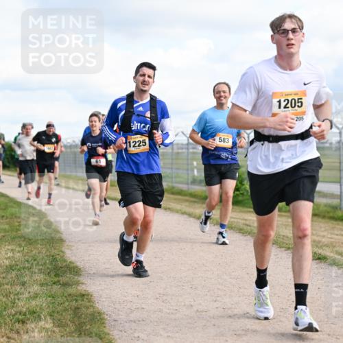 14.09.2025 - Airport Race Dr. Thomas Lammeyer http://msf.ph/oto/8873549 14.09.2025 12:18:17 Laufen 61, 1225, 583, 1205, 205 meine-sportfotos.de