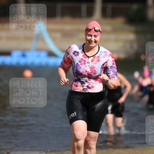 14.09.2025 - Stadtparktriathlon Michael Strokosch http://msf.ph/oto/8873563 14.09.2025 12:14:28 Schwimmen 1279, 1316 meine-sportfotos.de