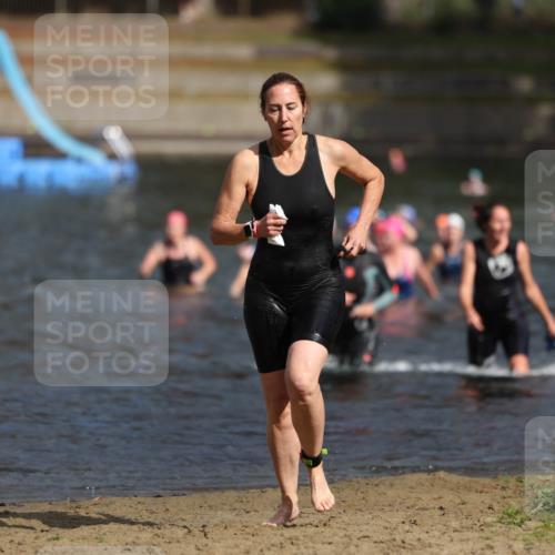 14.09.2025 - Stadtparktriathlon Michael Strokosch http://msf.ph/oto/8873577 14.09.2025 12:14:31 Schwimmen 1279, 1316 meine-sportfotos.de