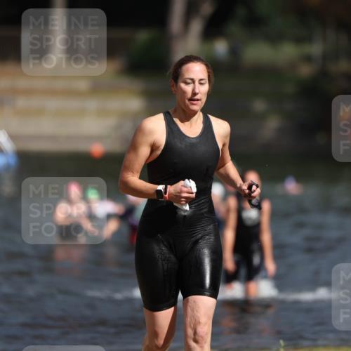 14.09.2025 - Stadtparktriathlon Michael Strokosch http://msf.ph/oto/8873585 14.09.2025 12:14:33 Schwimmen 1279, 1316 meine-sportfotos.de
