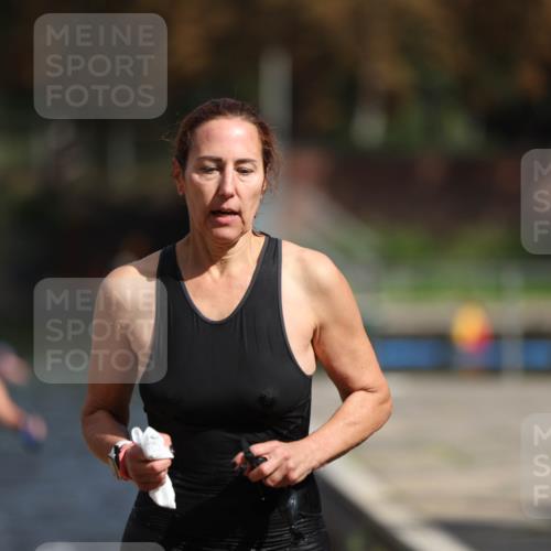 14.09.2025 - Stadtparktriathlon Michael Strokosch http://msf.ph/oto/8873595 14.09.2025 12:14:34 Schwimmen 1316 meine-sportfotos.de