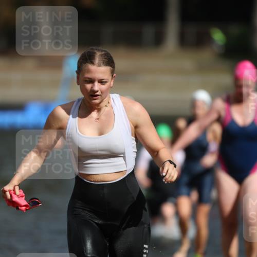 14.09.2025 - Stadtparktriathlon Michael Strokosch http://msf.ph/oto/8873650 14.09.2025 12:14:54 Schwimmen 1254, 1268, 1273, 1299, 1303, 1308, 1315 meine-sportfotos.de
