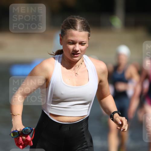 14.09.2025 - Stadtparktriathlon Michael Strokosch http://msf.ph/oto/8873655 14.09.2025 12:14:54 Schwimmen 1254, 1268, 1273, 1299, 1303, 1308, 1315 meine-sportfotos.de