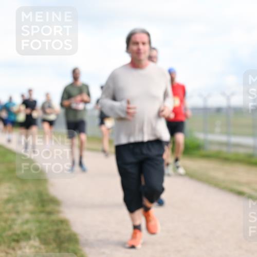 14.09.2025 - Airport Race Dr. Thomas Lammeyer http://msf.ph/oto/8873669 14.09.2025 12:18:23 Laufen  meine-sportfotos.de