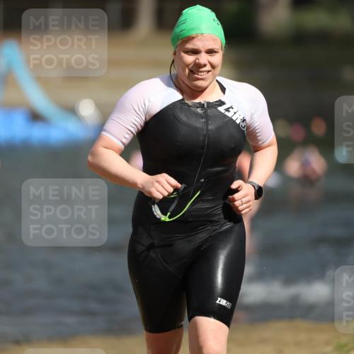 14.09.2025 - Stadtparktriathlon Michael Strokosch http://msf.ph/oto/8873678 14.09.2025 12:15:00 Schwimmen 1254, 1273, 1303, 1308 meine-sportfotos.de