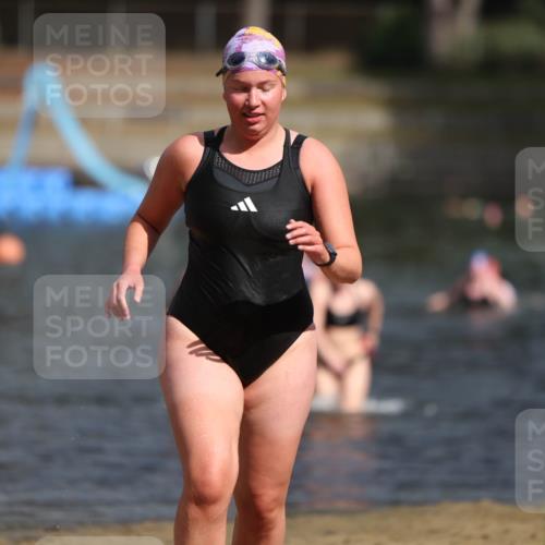 14.09.2025 - Stadtparktriathlon Michael Strokosch http://msf.ph/oto/8873692 14.09.2025 12:15:05 Schwimmen 1232, 1254, 1273, 1295 meine-sportfotos.de