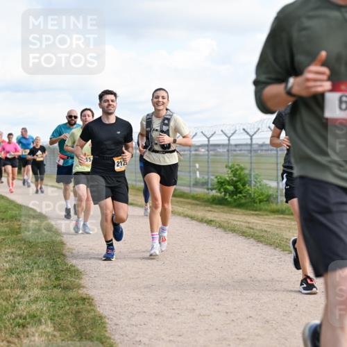 14.09.2025 - Airport Race Dr. Thomas Lammeyer http://msf.ph/oto/8873717 14.09.2025 12:18:27 Laufen 15, 2125, 682 meine-sportfotos.de