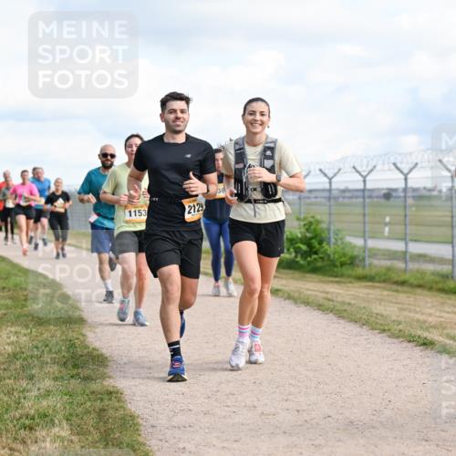 14.09.2025 - Airport Race Dr. Thomas Lammeyer http://msf.ph/oto/8873724 14.09.2025 12:18:27 Laufen 1153, 2129, 38, 1798, 1798 meine-sportfotos.de