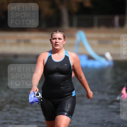 14.09.2025 - Stadtparktriathlon Michael Strokosch http://msf.ph/oto/8873730 14.09.2025 12:15:25 Schwimmen 1228, 1241, 1278, 1285 meine-sportfotos.de