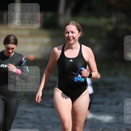 14.09.2025 - Stadtparktriathlon Michael Strokosch http://msf.ph/oto/8873736 14.09.2025 12:15:29 Schwimmen 1228, 1241, 1278, 1285 meine-sportfotos.de