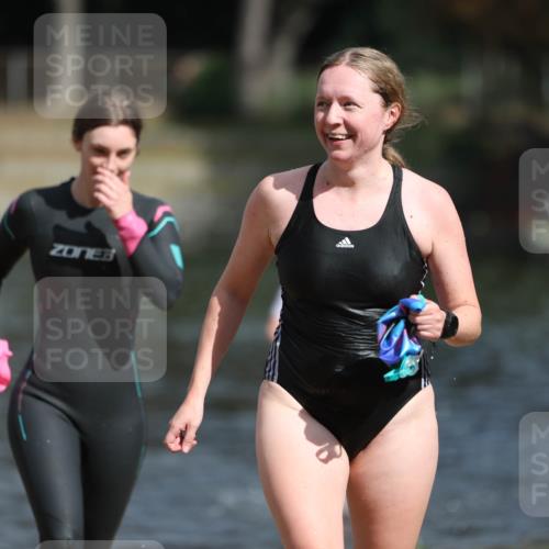 14.09.2025 - Stadtparktriathlon Michael Strokosch http://msf.ph/oto/8873740 14.09.2025 12:15:30 Schwimmen 1228, 1241, 1278, 1285 meine-sportfotos.de