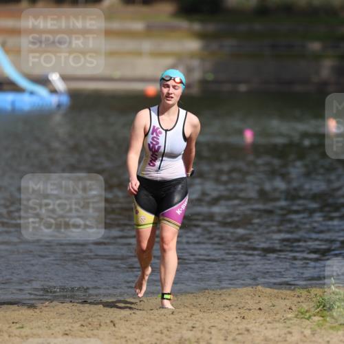 14.09.2025 - Stadtparktriathlon Michael Strokosch http://msf.ph/oto/8873764 14.09.2025 12:16:09 Schwimmen 1300 meine-sportfotos.de