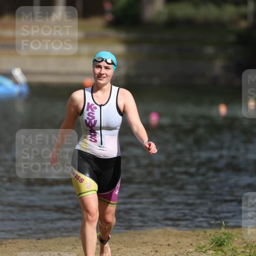 14.09.2025 - Stadtparktriathlon Michael Strokosch http://msf.ph/oto/8873774 14.09.2025 12:16:12 Schwimmen 1300 meine-sportfotos.de