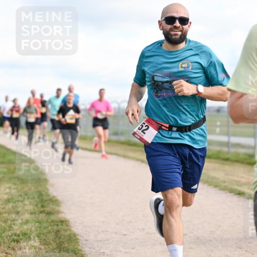14.09.2025 - Airport Race Dr. Thomas Lammeyer http://msf.ph/oto/8873777 14.09.2025 12:18:30 Laufen 52, 707, 2021, 115 meine-sportfotos.de