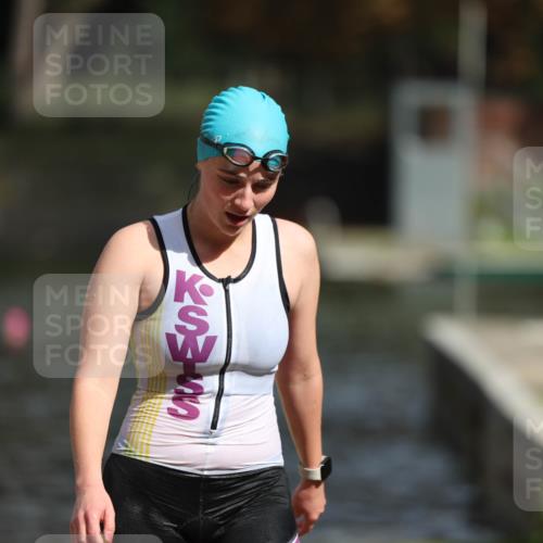 14.09.2025 - Stadtparktriathlon Michael Strokosch http://msf.ph/oto/8873784 14.09.2025 12:16:16 Schwimmen 1300 meine-sportfotos.de
