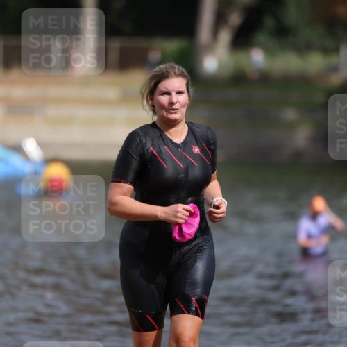 14.09.2025 - Stadtparktriathlon Michael Strokosch http://msf.ph/oto/8873803 14.09.2025 12:16:56 Schwimmen 1246 meine-sportfotos.de