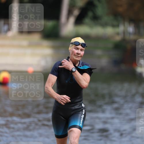 14.09.2025 - Stadtparktriathlon Michael Strokosch http://msf.ph/oto/8873834 14.09.2025 12:17:27 Schwimmen 1276 meine-sportfotos.de