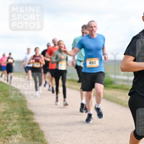14.09.2025 - Airport Race Dr. Thomas Lammeyer http://msf.ph/oto/8873843 14.09.2025 12:18:34 Laufen 492, 10 meine-sportfotos.de