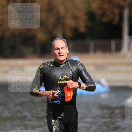 14.09.2025 - Stadtparktriathlon Michael Strokosch http://msf.ph/oto/8873872 14.09.2025 12:28:21 Schwimmen 1383 meine-sportfotos.de