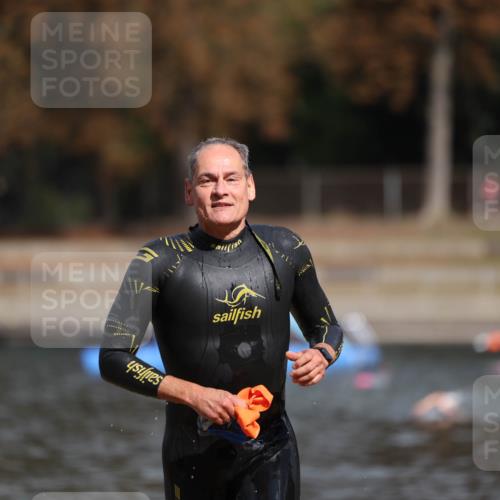 14.09.2025 - Stadtparktriathlon Michael Strokosch http://msf.ph/oto/8873873 14.09.2025 12:28:21 Schwimmen 1383 meine-sportfotos.de