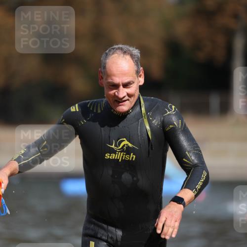 14.09.2025 - Stadtparktriathlon Michael Strokosch http://msf.ph/oto/8873878 14.09.2025 12:28:22 Schwimmen 1383 meine-sportfotos.de