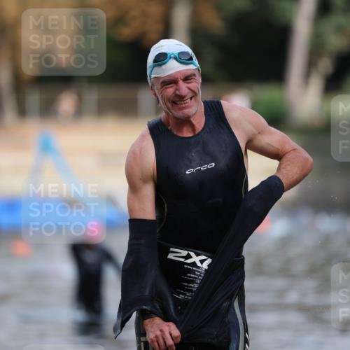 14.09.2025 - Stadtparktriathlon Michael Strokosch http://msf.ph/oto/8873917 14.09.2025 12:29:01 Schwimmen 1417 meine-sportfotos.de