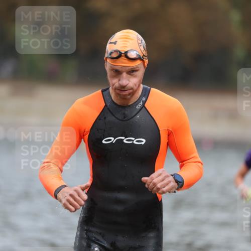 14.09.2025 - Stadtparktriathlon Michael Strokosch http://msf.ph/oto/8873981 14.09.2025 12:30:09 Schwimmen 1339, 1373, 1380, 1382, 1400 meine-sportfotos.de