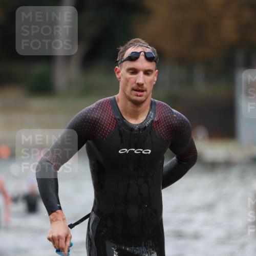 14.09.2025 - Stadtparktriathlon Michael Strokosch http://msf.ph/oto/8873984 14.09.2025 12:30:11 Schwimmen 1339, 1355, 1373, 1380, 1382, 1400 meine-sportfotos.de