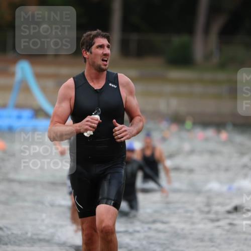 14.09.2025 - Stadtparktriathlon Michael Strokosch http://msf.ph/oto/8874003 14.09.2025 12:30:19 Schwimmen 1355, 1373, 1380, 1391, 1399 meine-sportfotos.de
