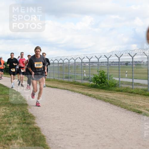 14.09.2025 - Airport Race Dr. Thomas Lammeyer http://msf.ph/oto/8874025 14.09.2025 12:18:45 Laufen 1770, 1058, 994, 2057 meine-sportfotos.de