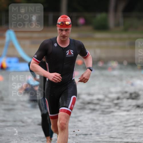 14.09.2025 - Stadtparktriathlon Michael Strokosch http://msf.ph/oto/8874072 14.09.2025 12:31:09 Schwimmen 1340, 1356, 1405 meine-sportfotos.de