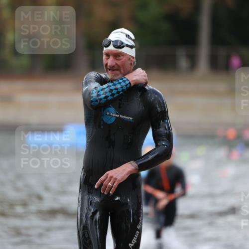 14.09.2025 - Stadtparktriathlon Michael Strokosch http://msf.ph/oto/8874080 14.09.2025 12:31:12 Schwimmen 1340, 1352, 1356, 1405 meine-sportfotos.de