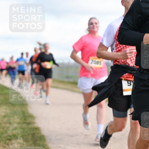 14.09.2025 - Airport Race Dr. Thomas Lammeyer http://msf.ph/oto/8874142 14.09.2025 12:18:51 Laufen 2085, 99, 1058 meine-sportfotos.de
