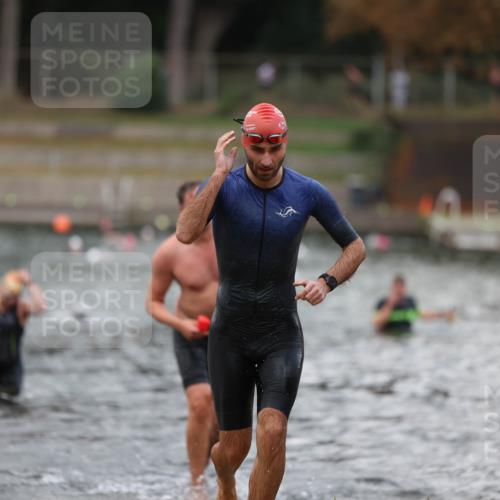 14.09.2025 - Stadtparktriathlon Michael Strokosch http://msf.ph/oto/8874150 14.09.2025 12:31:45 Schwimmen 1326, 1365, 1407, 1420 meine-sportfotos.de