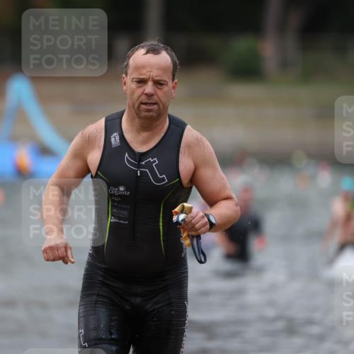 14.09.2025 - Stadtparktriathlon Michael Strokosch http://msf.ph/oto/8874184 14.09.2025 12:31:56 Schwimmen 1361, 1367, 1370, 1407 meine-sportfotos.de