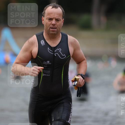 14.09.2025 - Stadtparktriathlon Michael Strokosch http://msf.ph/oto/8874185 14.09.2025 12:31:57 Schwimmen 1361, 1367, 1370, 1407 meine-sportfotos.de