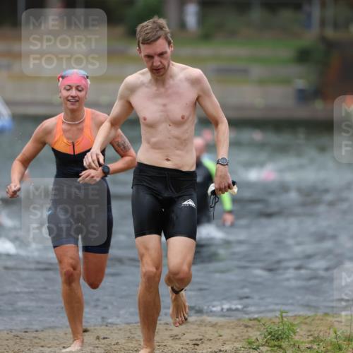 14.09.2025 - Stadtparktriathlon Michael Strokosch http://msf.ph/oto/8874338 14.09.2025 12:33:04 Schwimmen 1329, 1342, 1344, 1359, 1392, 1394, 1413, 1414 meine-sportfotos.de