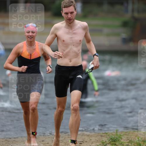 14.09.2025 - Stadtparktriathlon Michael Strokosch http://msf.ph/oto/8874341 14.09.2025 12:33:04 Schwimmen 1329, 1342, 1344, 1359, 1392, 1394, 1413, 1414 meine-sportfotos.de