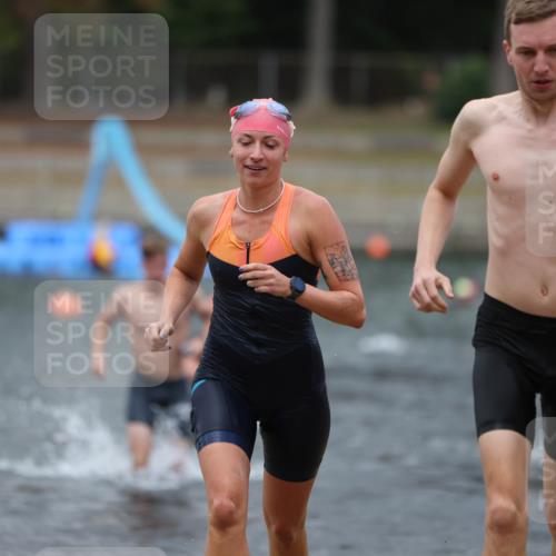 14.09.2025 - Stadtparktriathlon Michael Strokosch http://msf.ph/oto/8874345 14.09.2025 12:33:05 Schwimmen 1329, 1342, 1344, 1359, 1392, 1394, 1413 meine-sportfotos.de